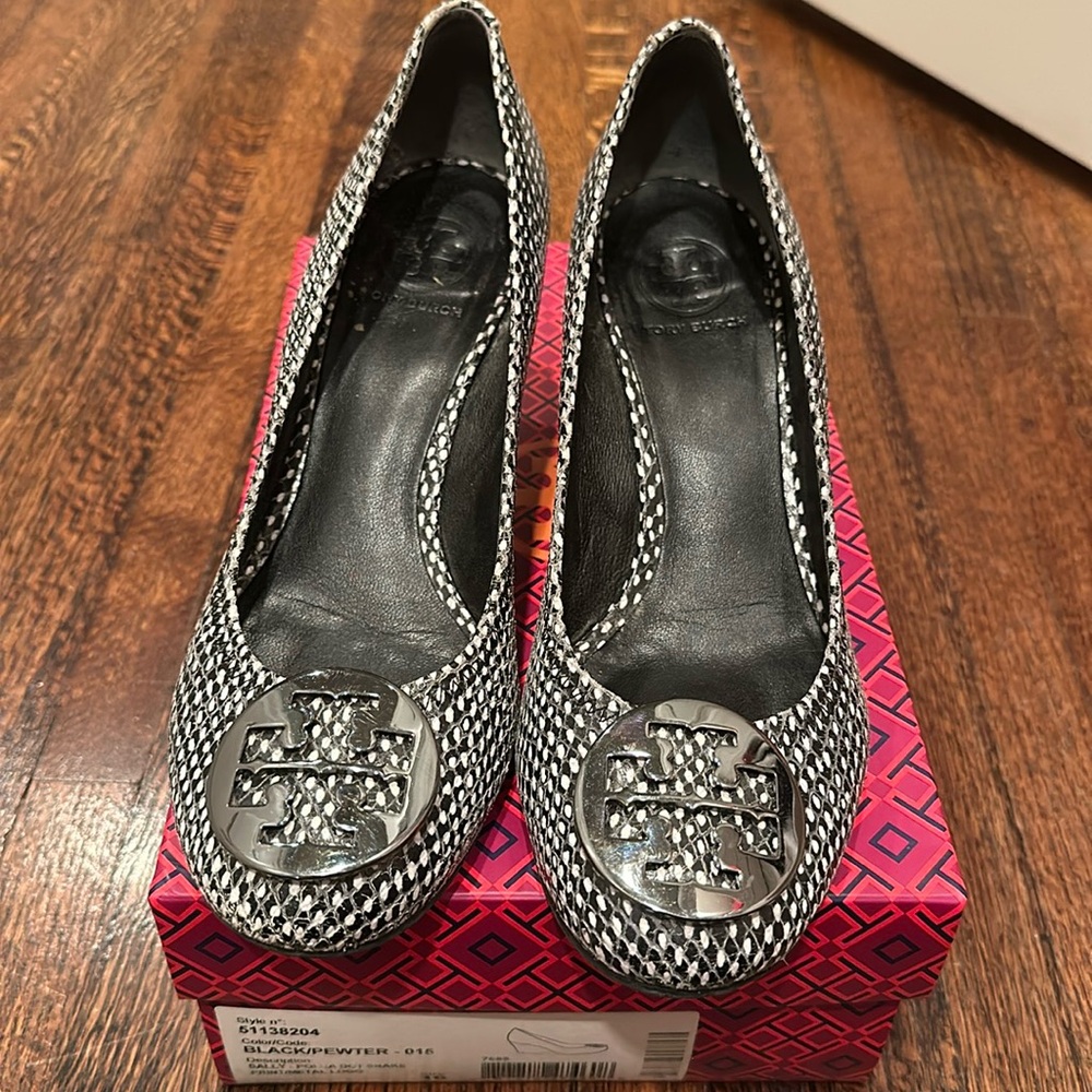 Tory Burch Sally wedge polka dot snakeskin RARE low heel